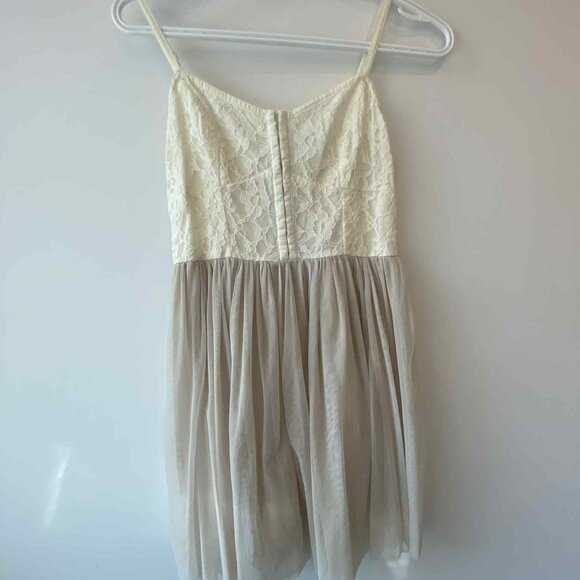 Chic chiffon dress - Picture 1 of 3